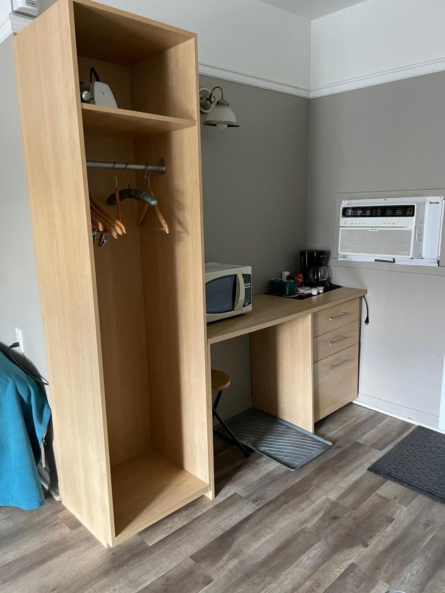 Motel Au P'Tit Sapin Mirabel Zewnętrze zdjęcie